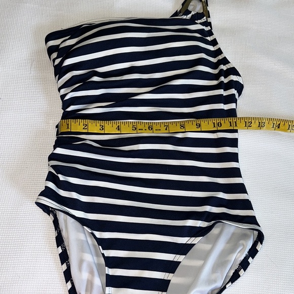 Michael Kors Striped One shoulder Swimming Suit size 6 Navy and white - Picture 4 of 15